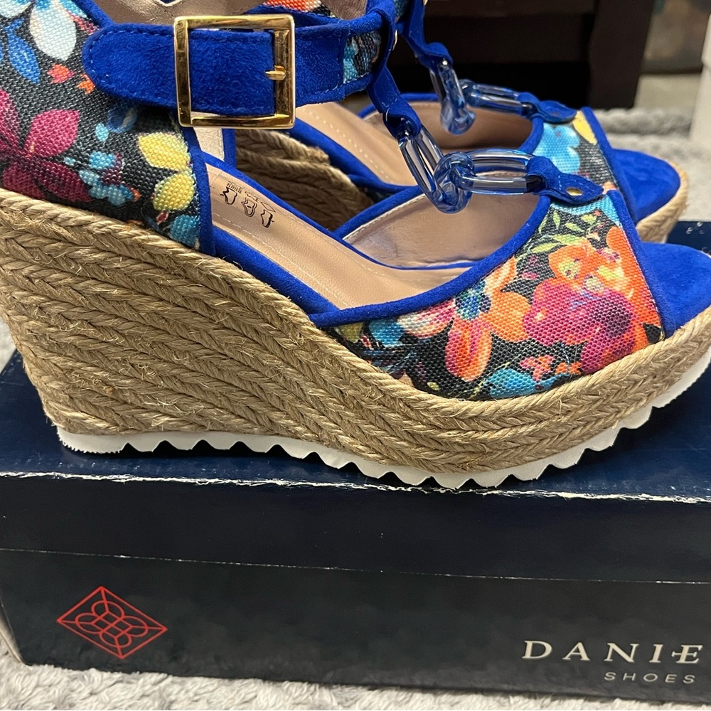 Blue Floral Wedge Shoes with Platform and Ankle Strap Espadrilles